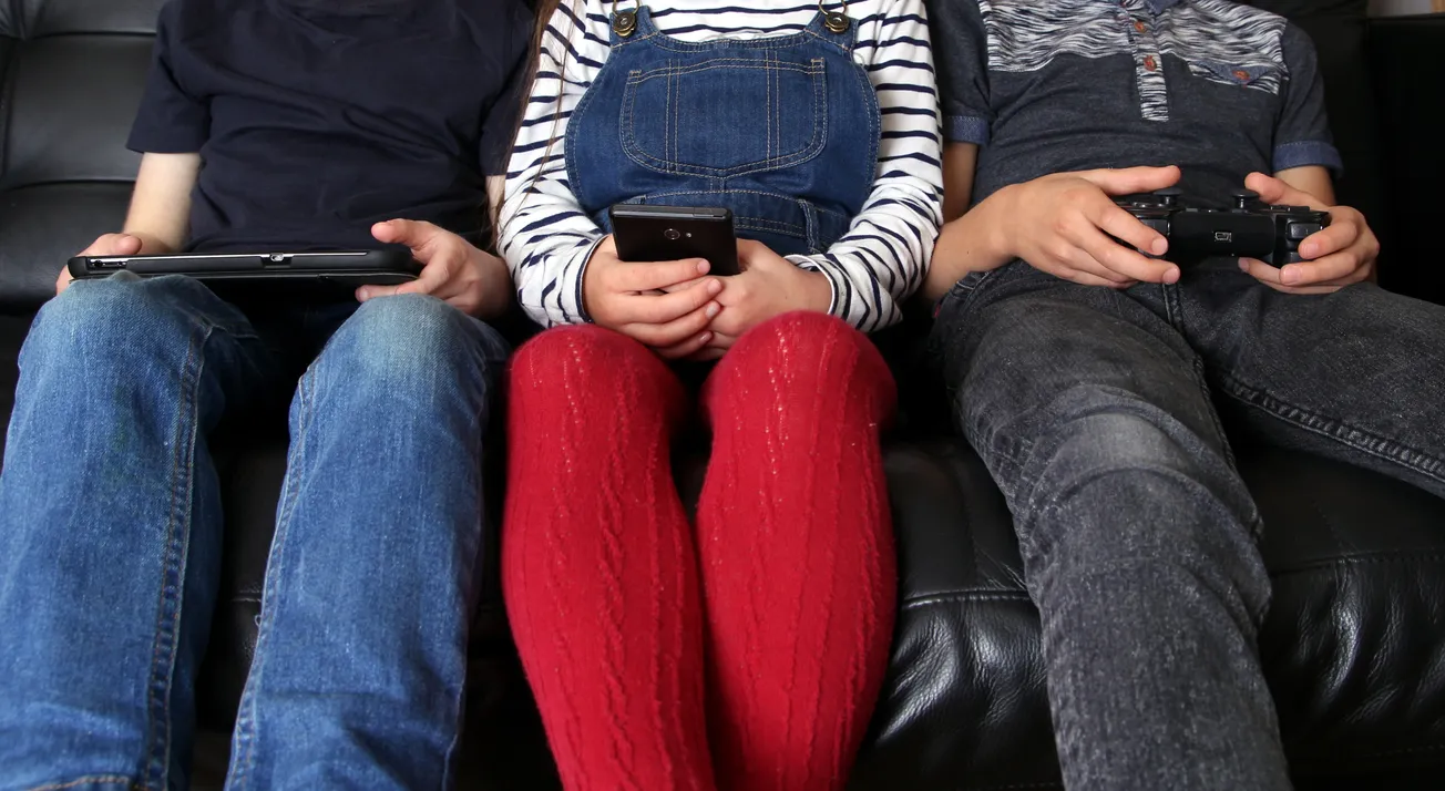 Why More People Worldwide Are Cutting Screen Time Over the Holidays