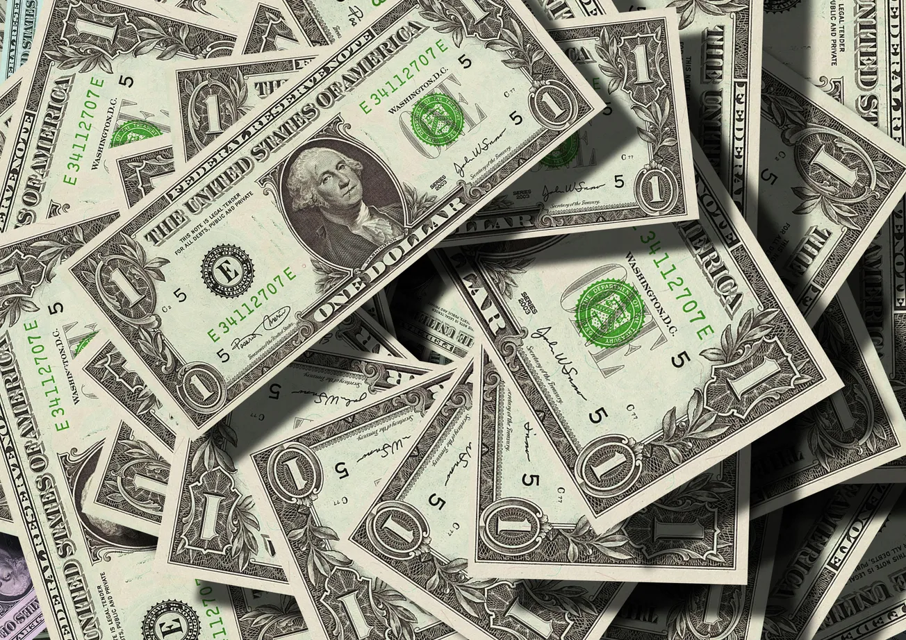 6 Proven Ways to Monetize Your Podcast with Ads, Sponsors and More